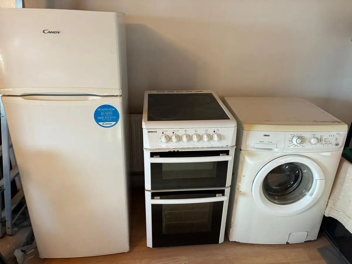 Washing machine, cooker and fridge freezer - Image 1