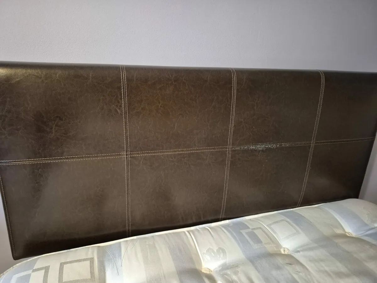 Double bed - Image 3