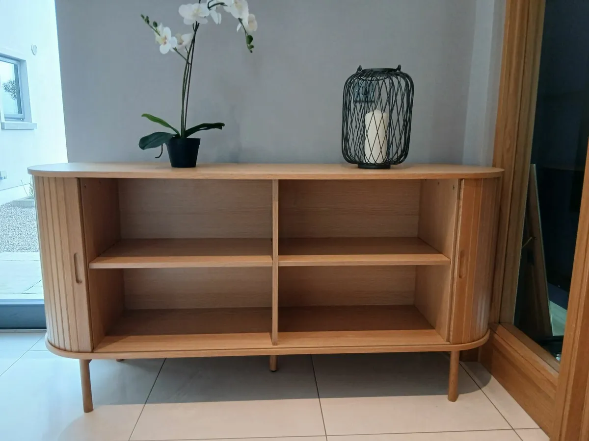 Sideboard - Image 4