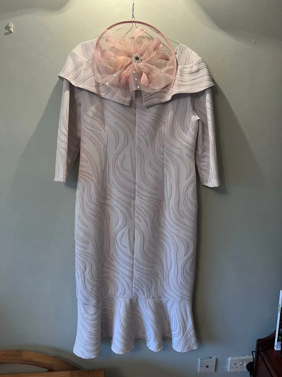 Cassandra Dress with Facinator - Image 1