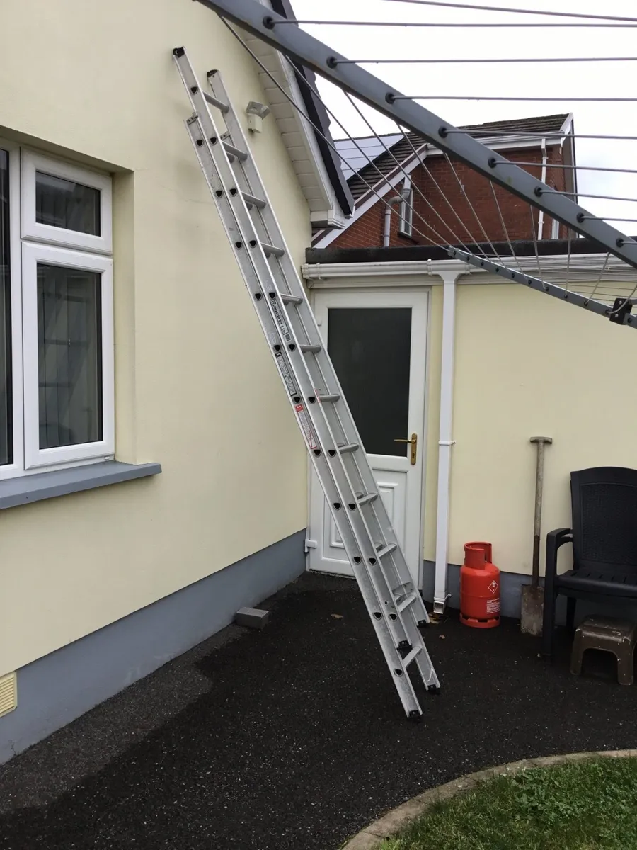 ABRU Starmaster DIY 3.13m ladder, extends to 5.56m - Image 3