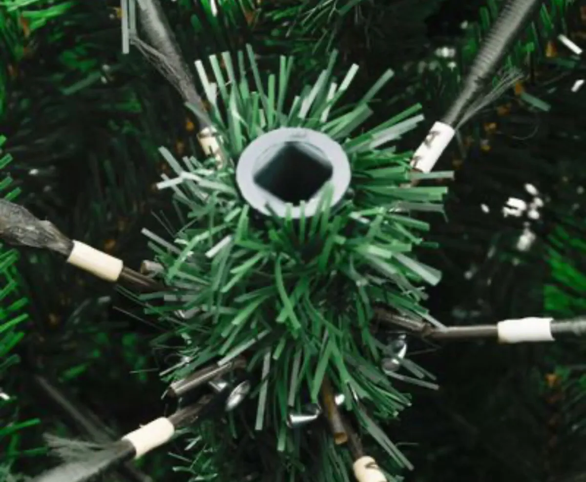 Christmas tree - Image 2