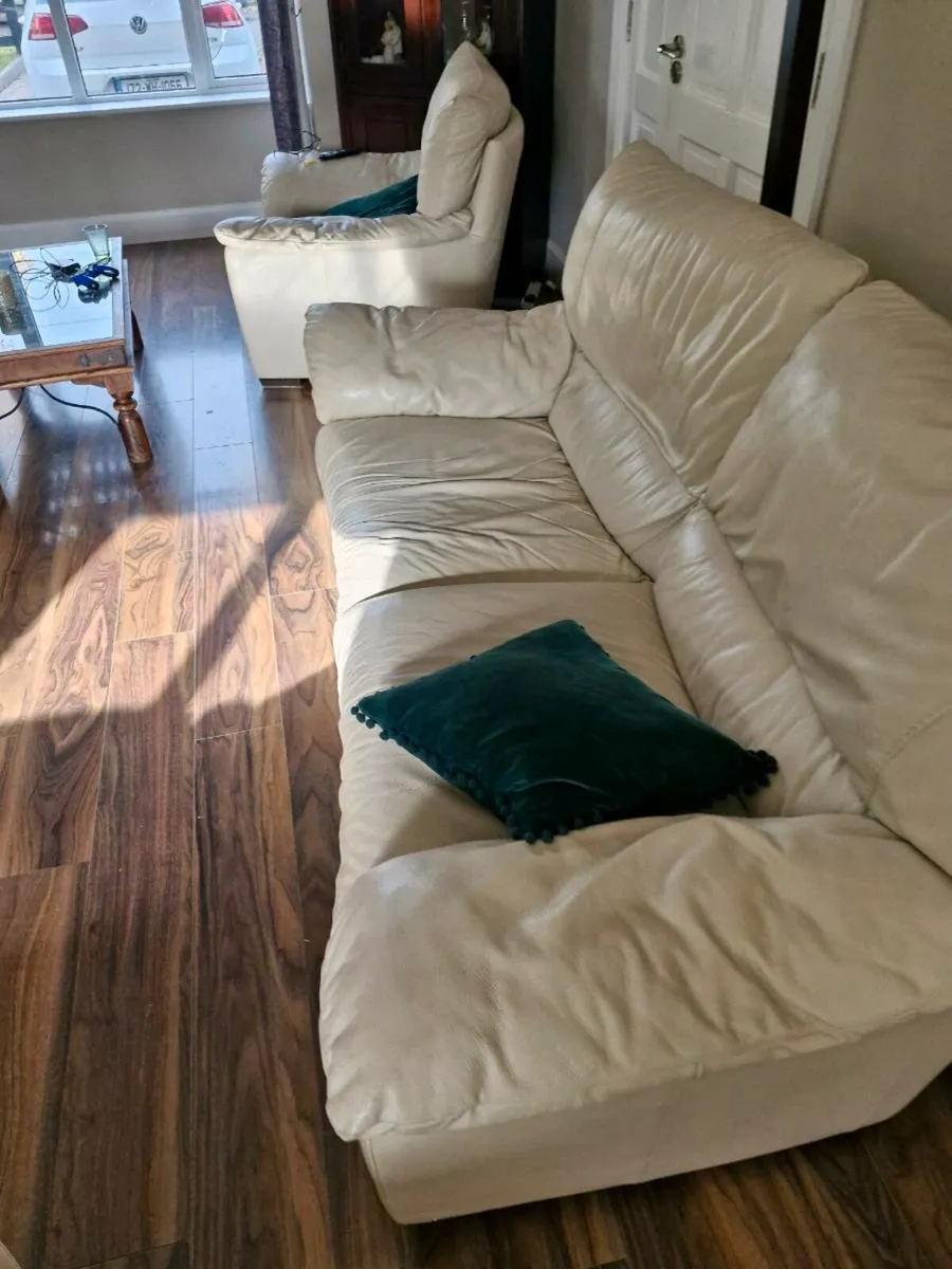 Leather chair and couch - Image 2