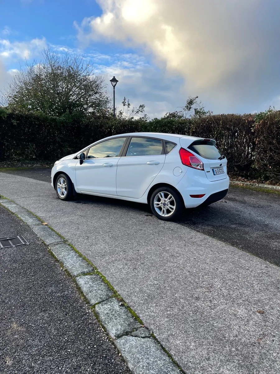 Ford Fiesta 2016 - Image 4