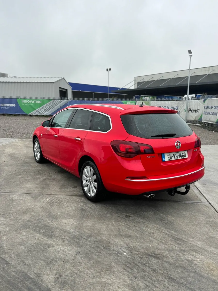 Opel Astra Automatic - Image 4