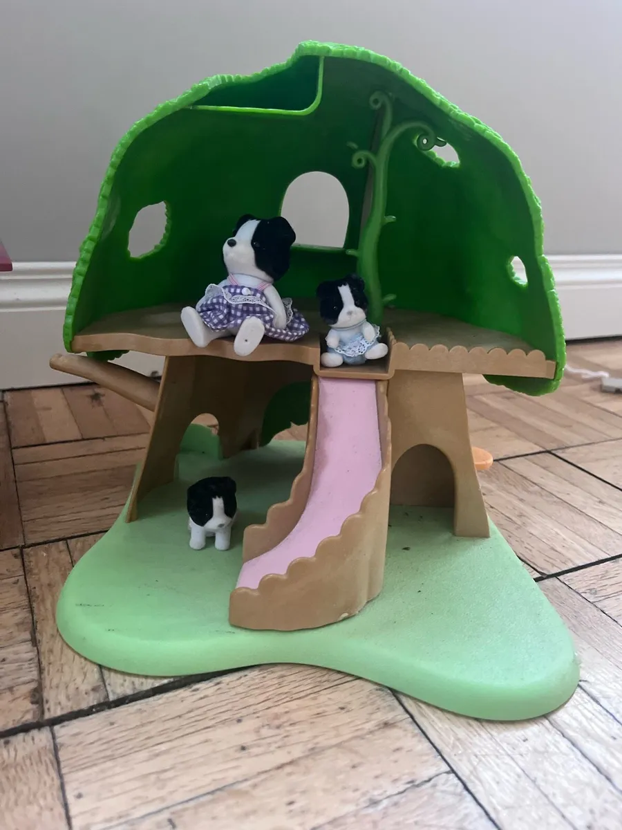 Sylvanian house with caravan - Image 2