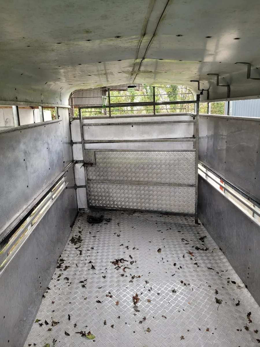 Cattle trailer - Image 2