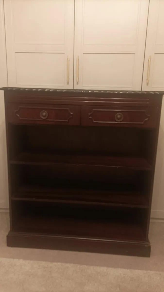 3 shelves, 2 drawer mahogany bookcase. - Image 2