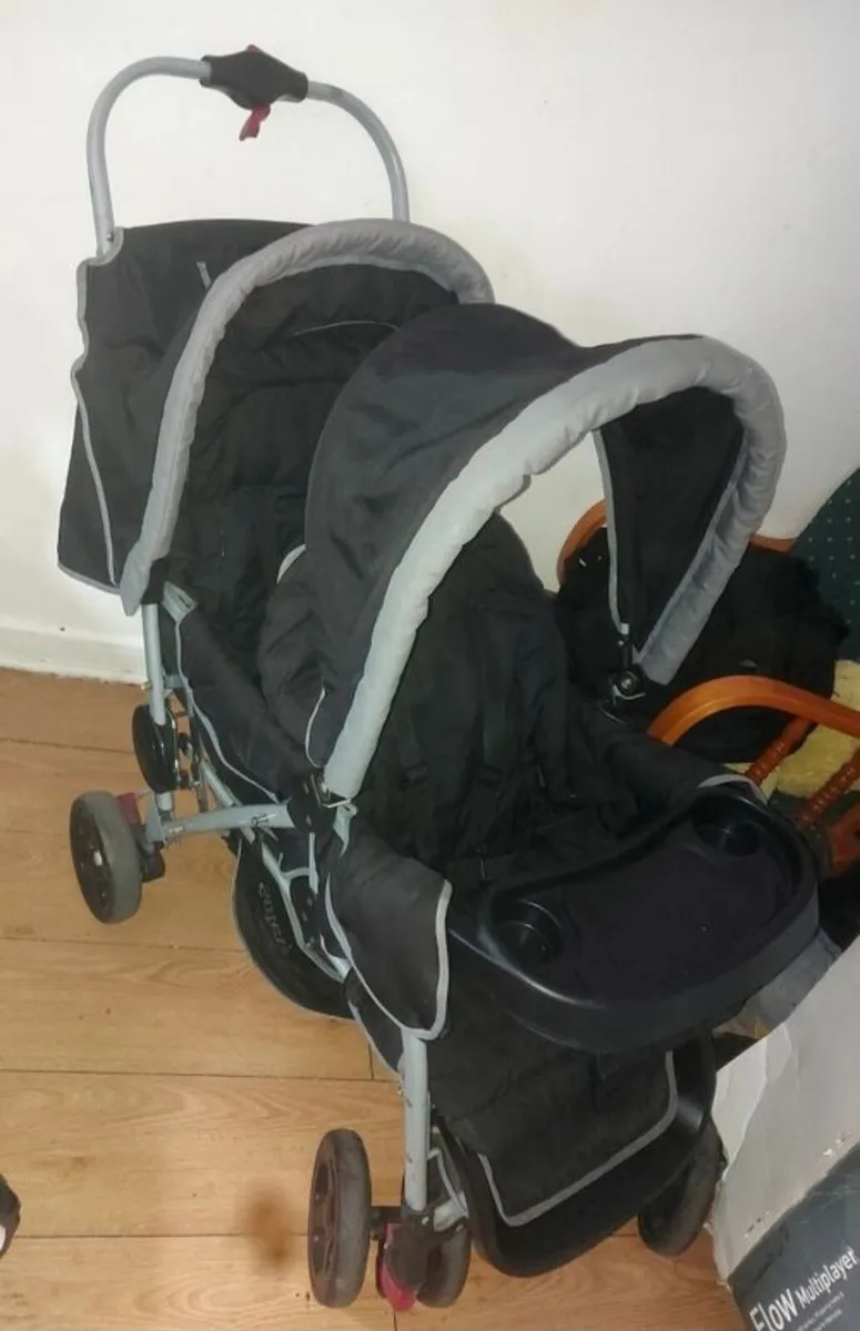 Safety 1st double buggy - Image 1