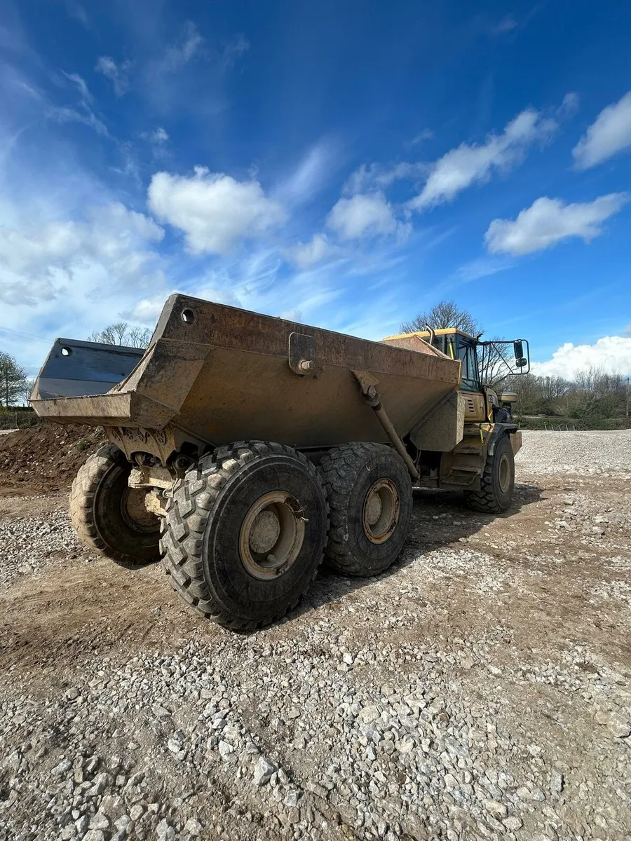 Bell B25D Dumptruck - Image 4