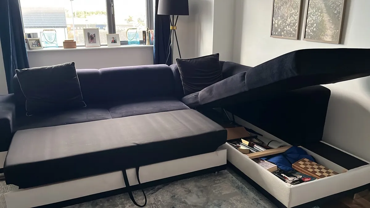 TV stand and Couch - Image 2