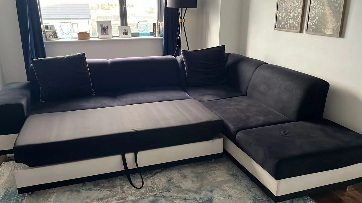 TV stand and Couch - Image 3