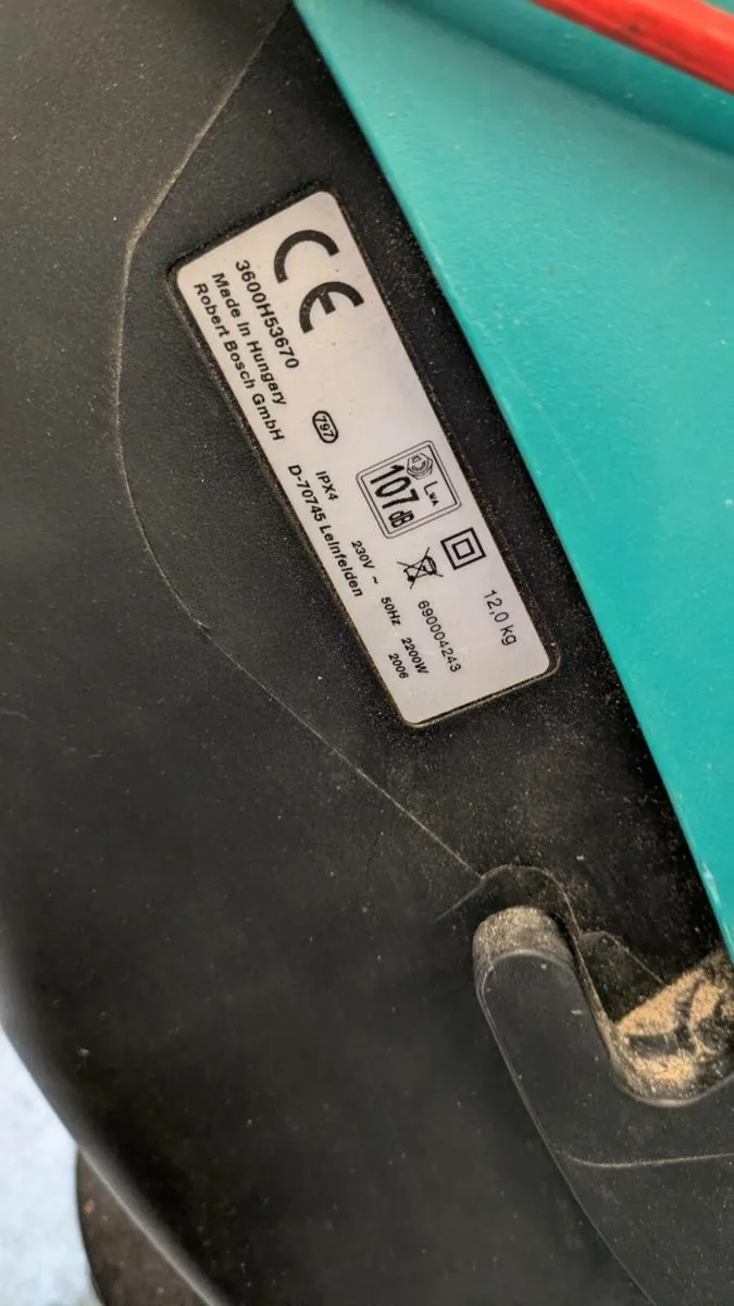 Bosch garden shredder - Image 4