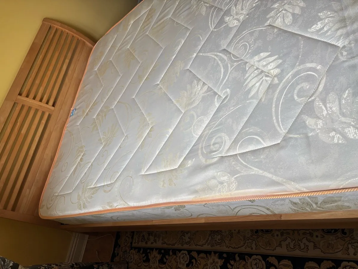 Bed 5 ft King size - Image 1