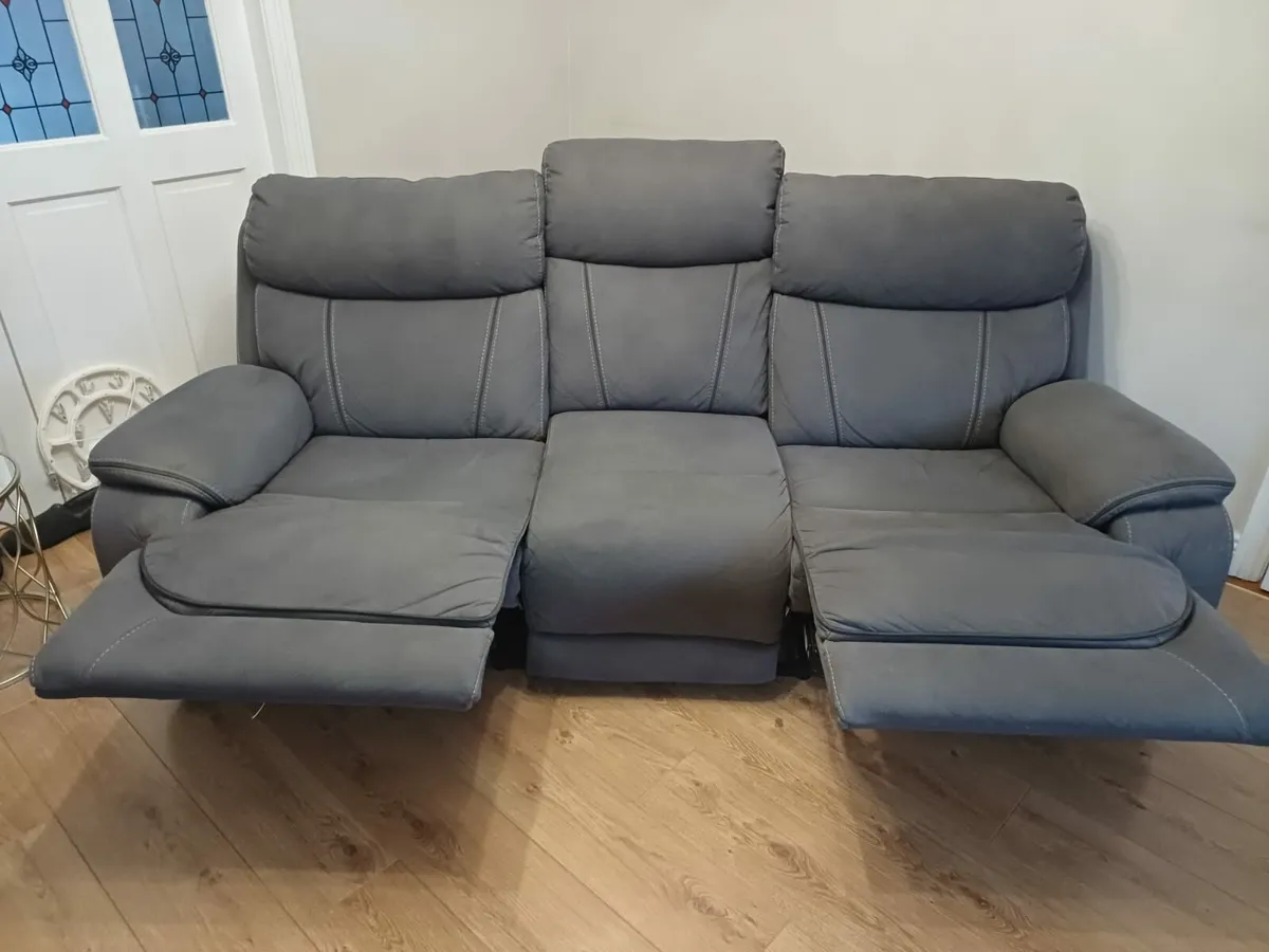 3 + 2 Suite for sale - Image 4