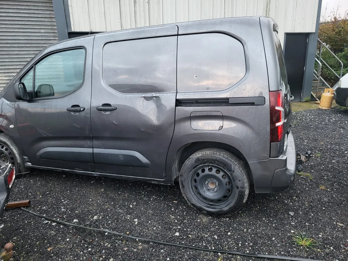 Opel Combo - Image 4