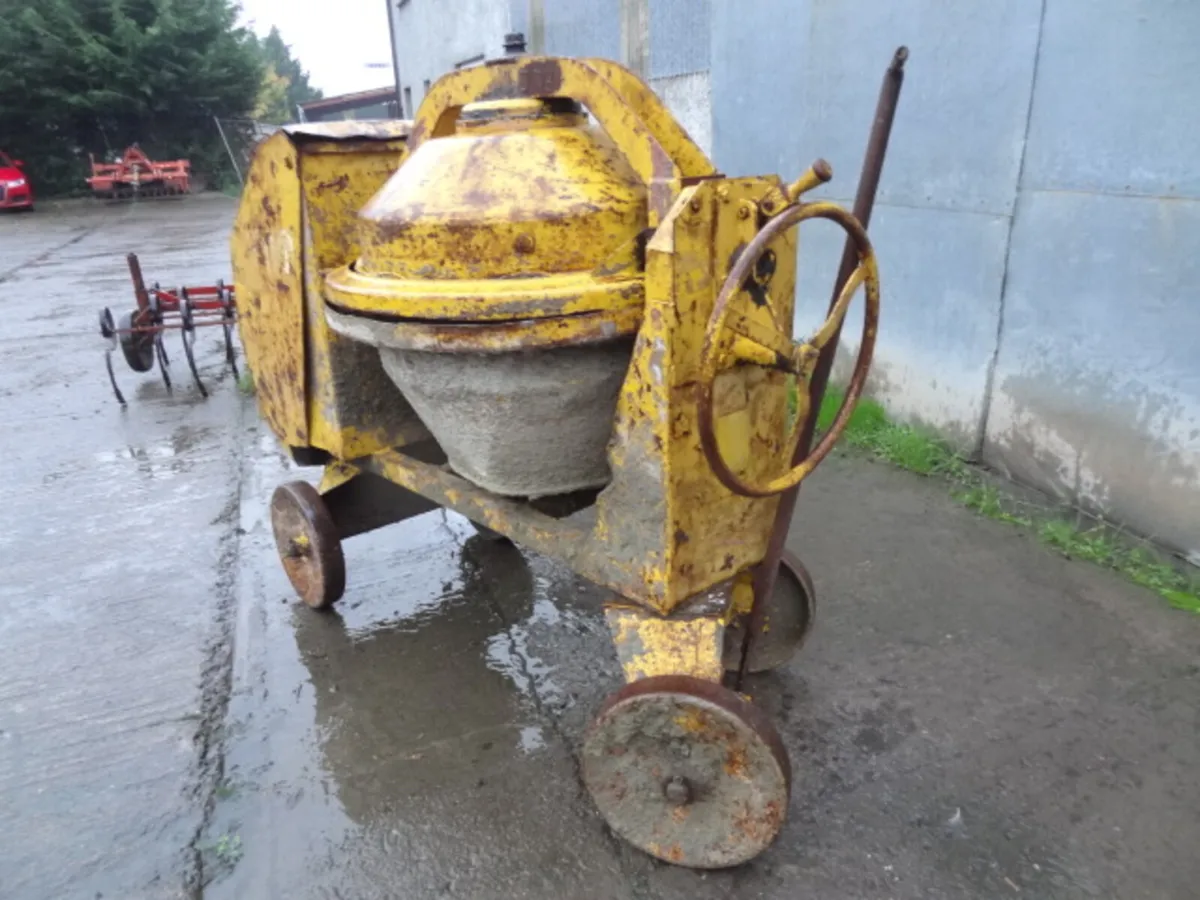 Diesel Cement Mixer - Image 2