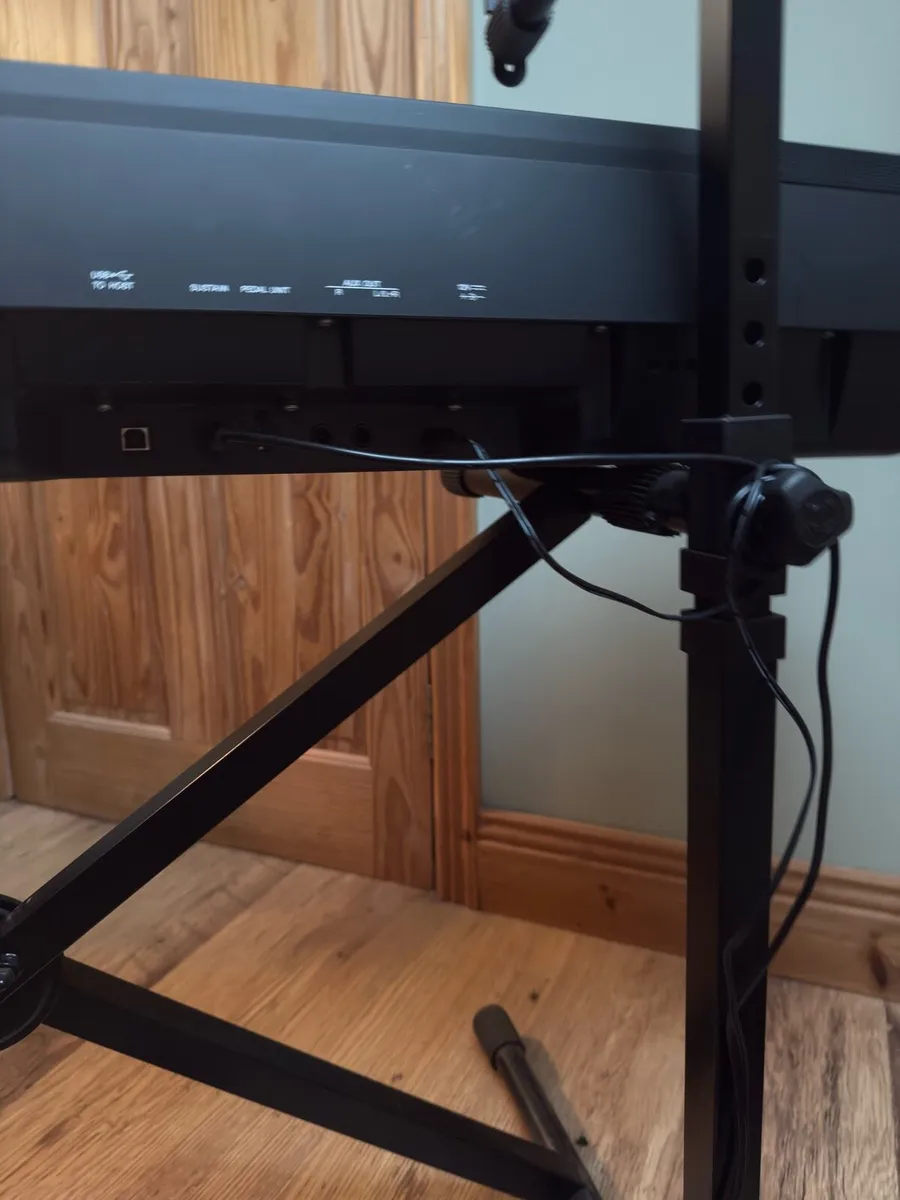 Yamaha P-125 Piano - Image 3
