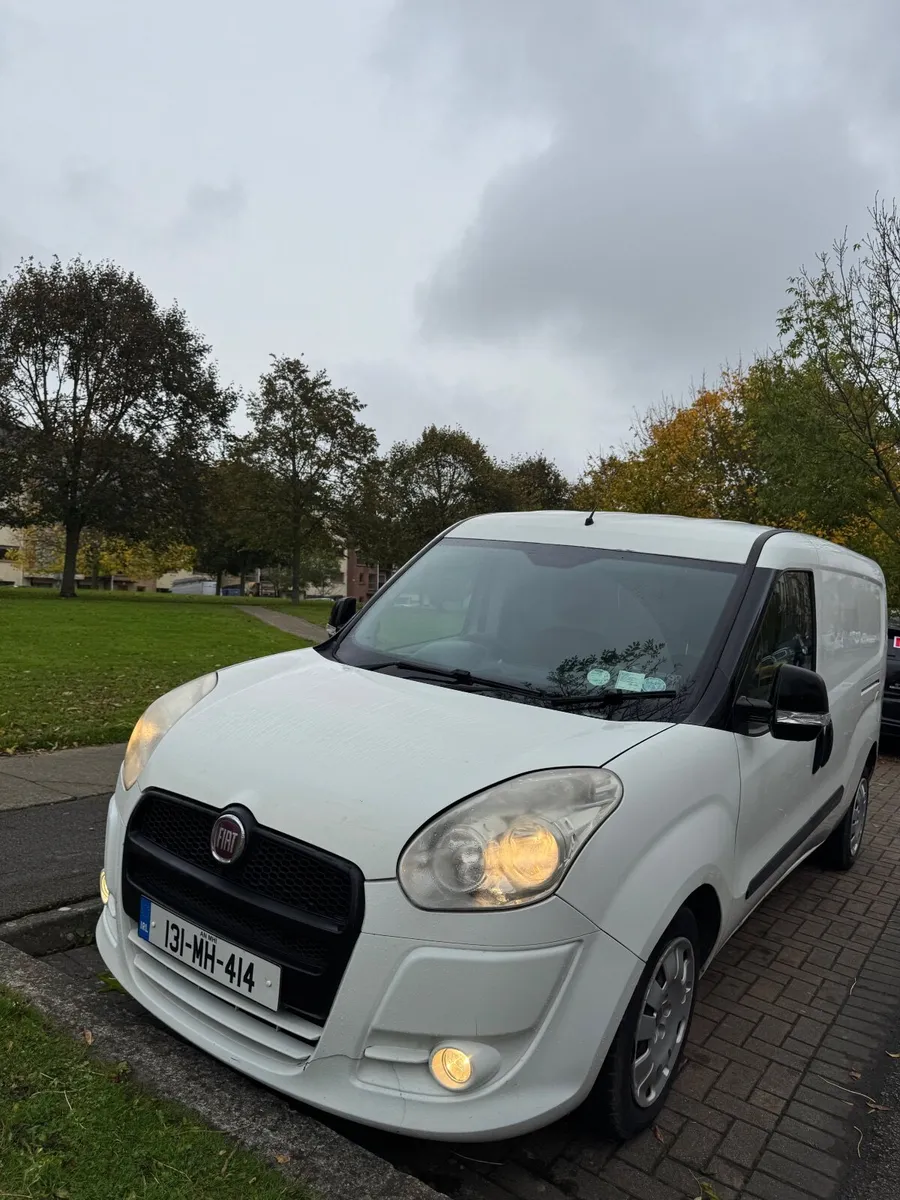 Fiat Doblo 2013 - Image 2