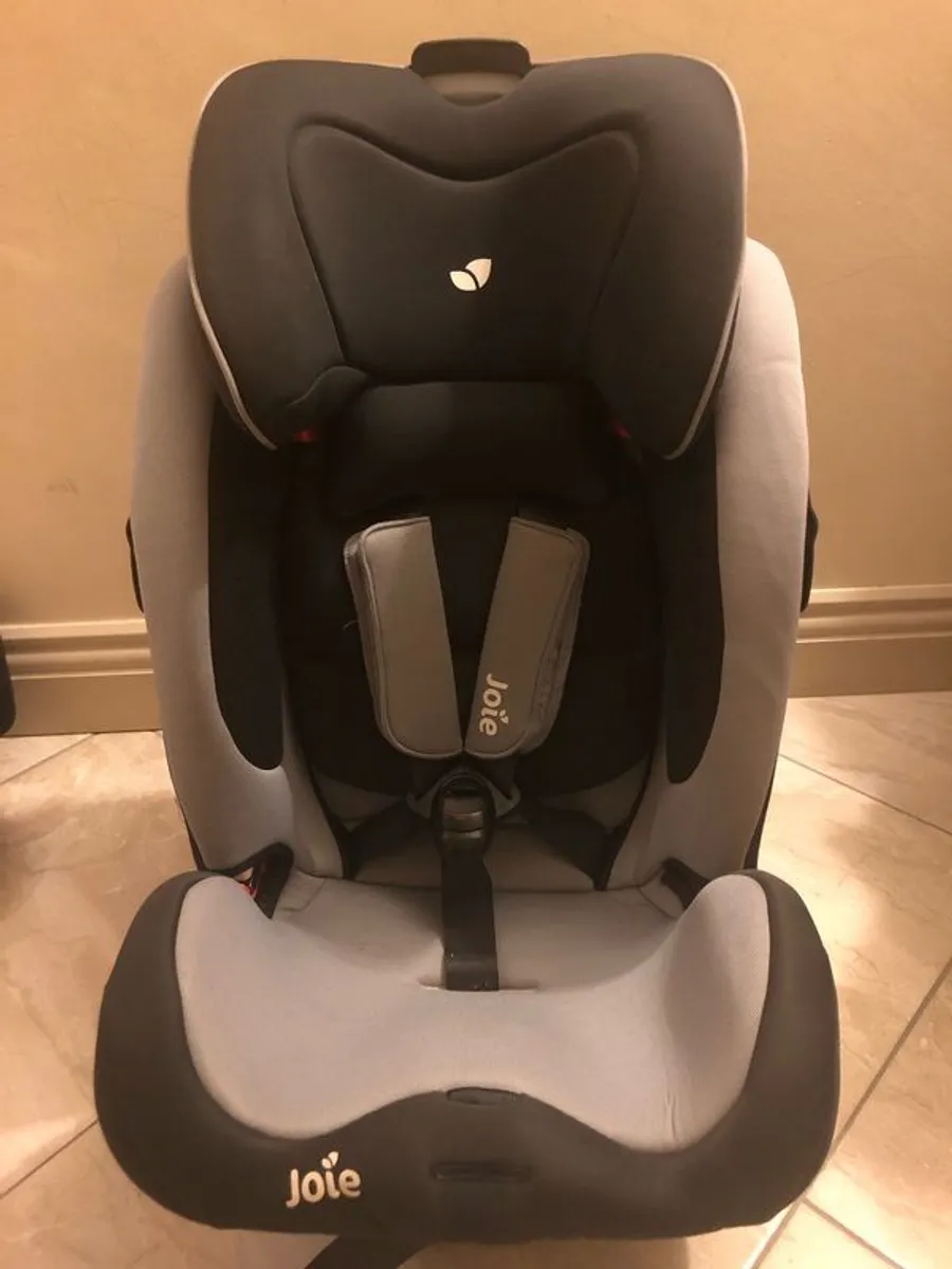 Joie 1-2-3 car seat - Image 1