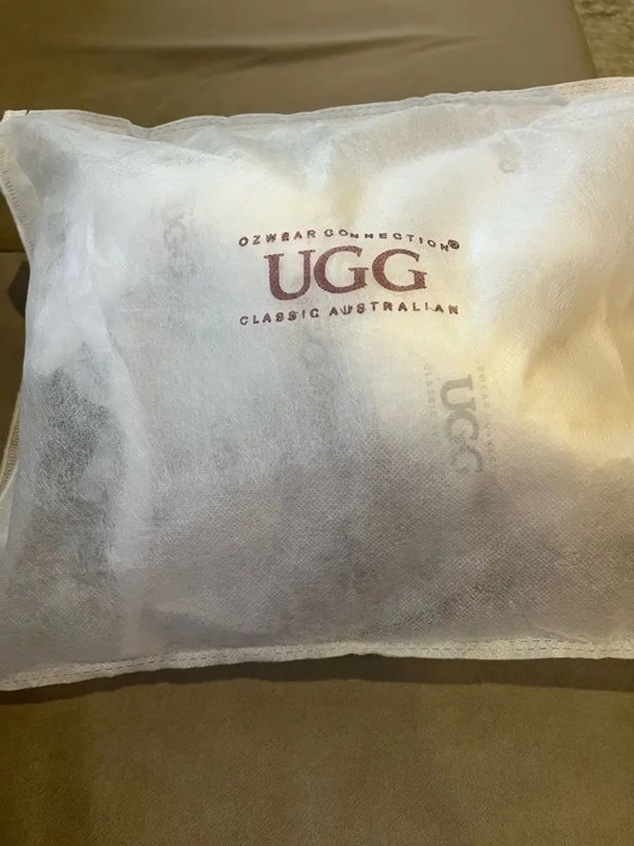 Ugg Slippers Chestnut Ladies - Image 4