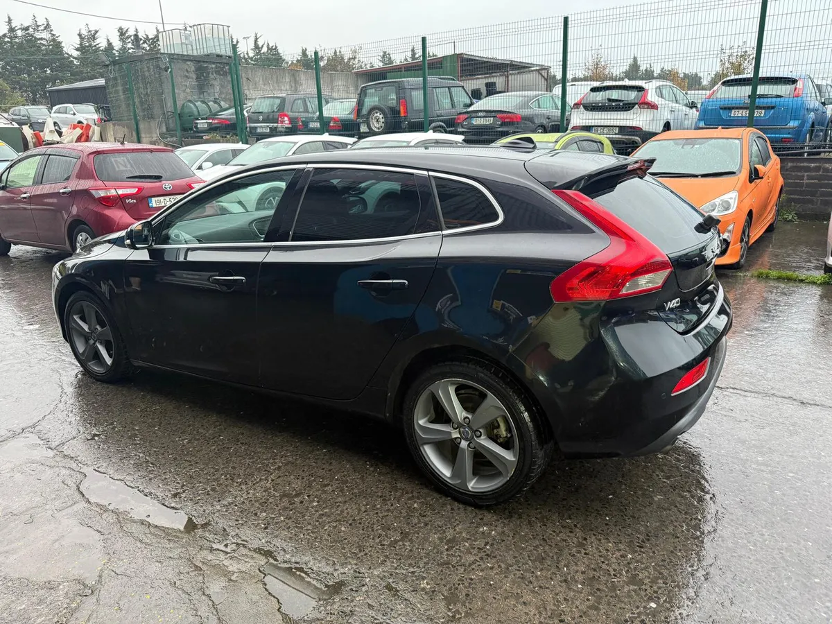 2014 Volvo V40 T4 Automatic Leather Spec - Image 4