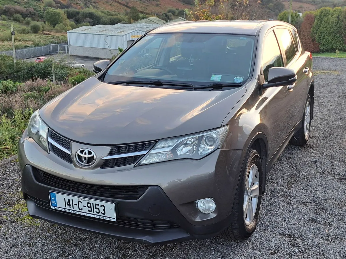 Toyota RAV4 2014 - Image 1