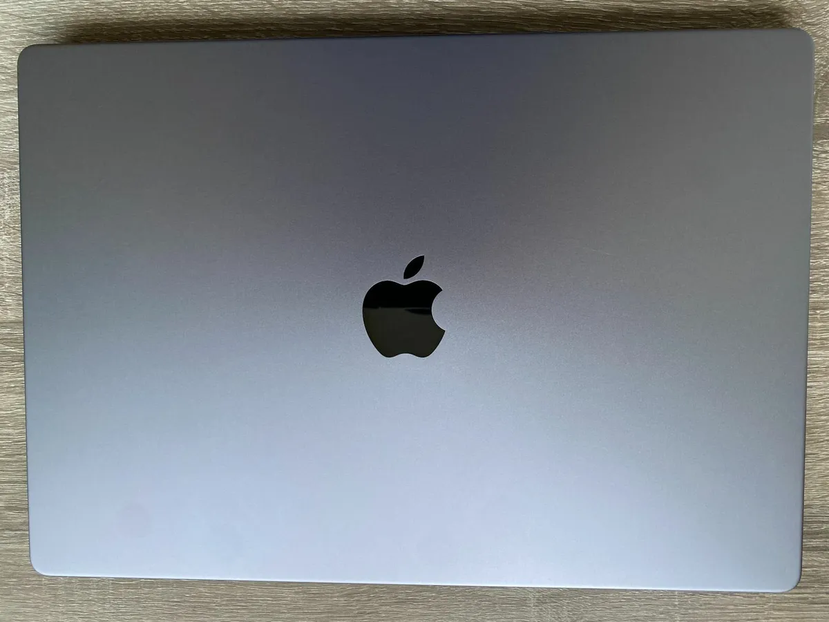 MacBook Pro 16" (2021) 32GB | M1 Pro | 512GB - Image 2