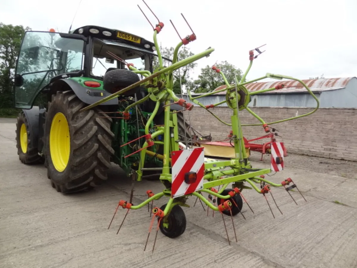 Claas Volto 52 4 Rotor Tedder - Image 3