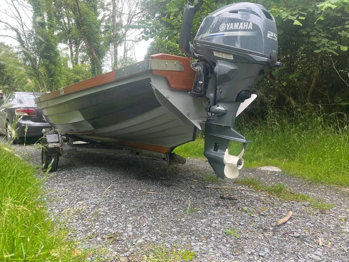25 hp Yamaha - Image 3