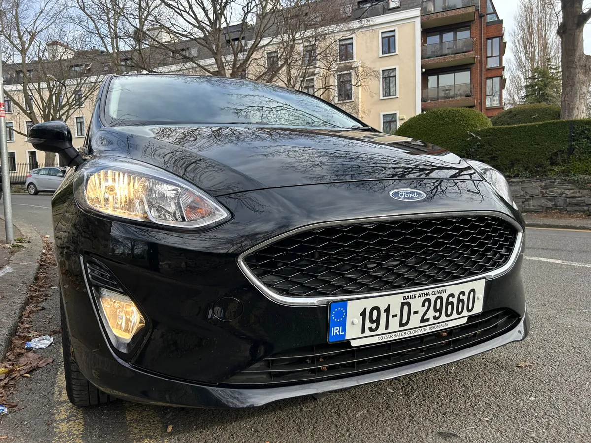 2019 FORD FIESTA ZETEC PETROL MARCH 2027 - Image 3