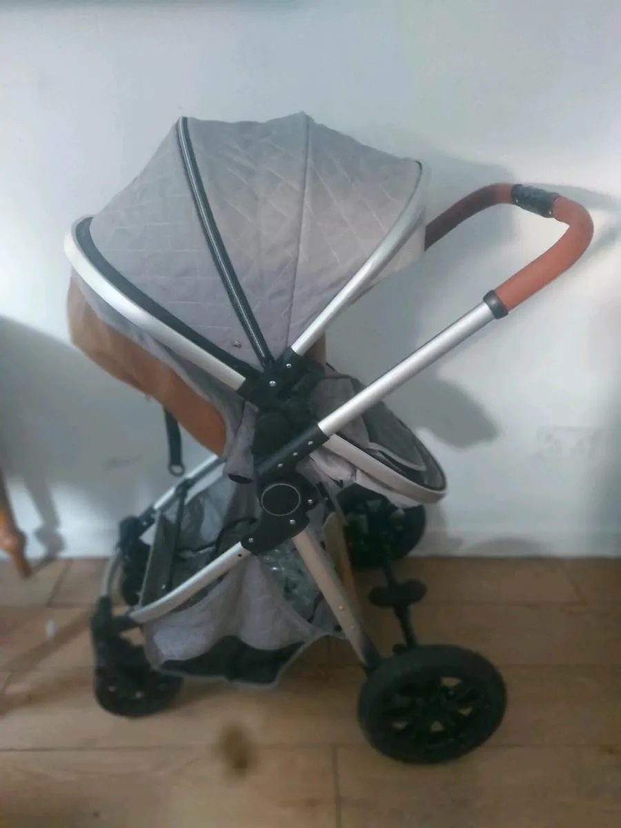 2 in 1  pram pushchair - Image 3
