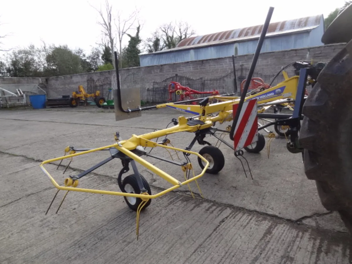 New Holland Proted 540 4 Rotor Tedder - Image 1