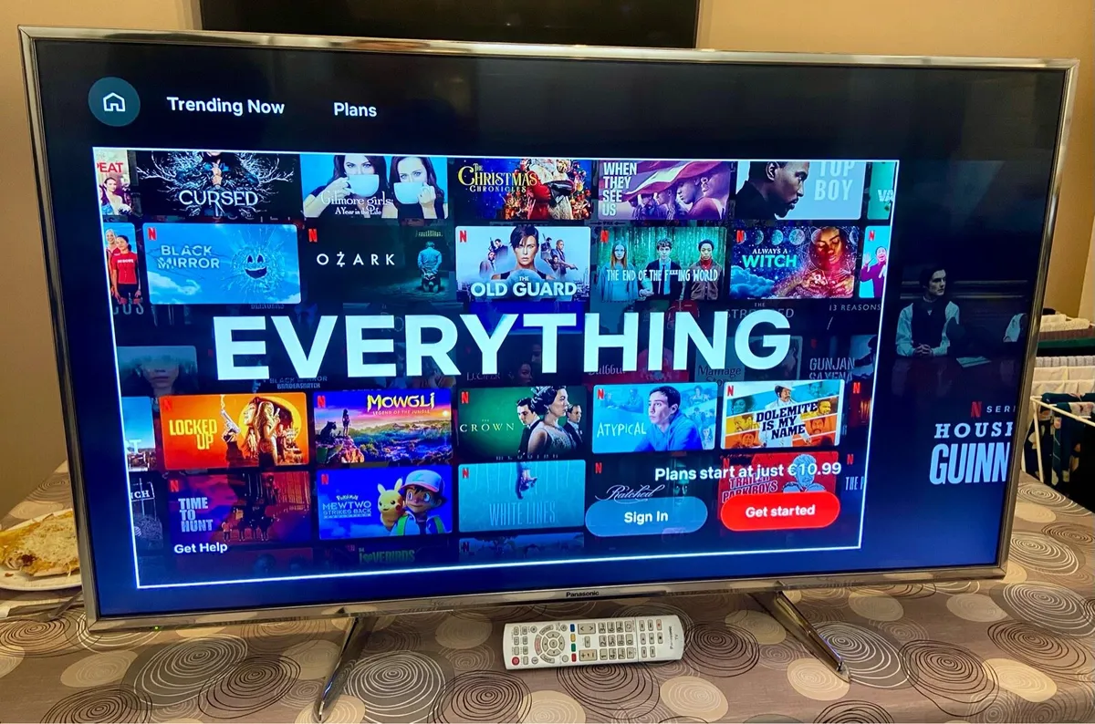 Panasonic 49 inch Smart TV - Silver design - Image 4
