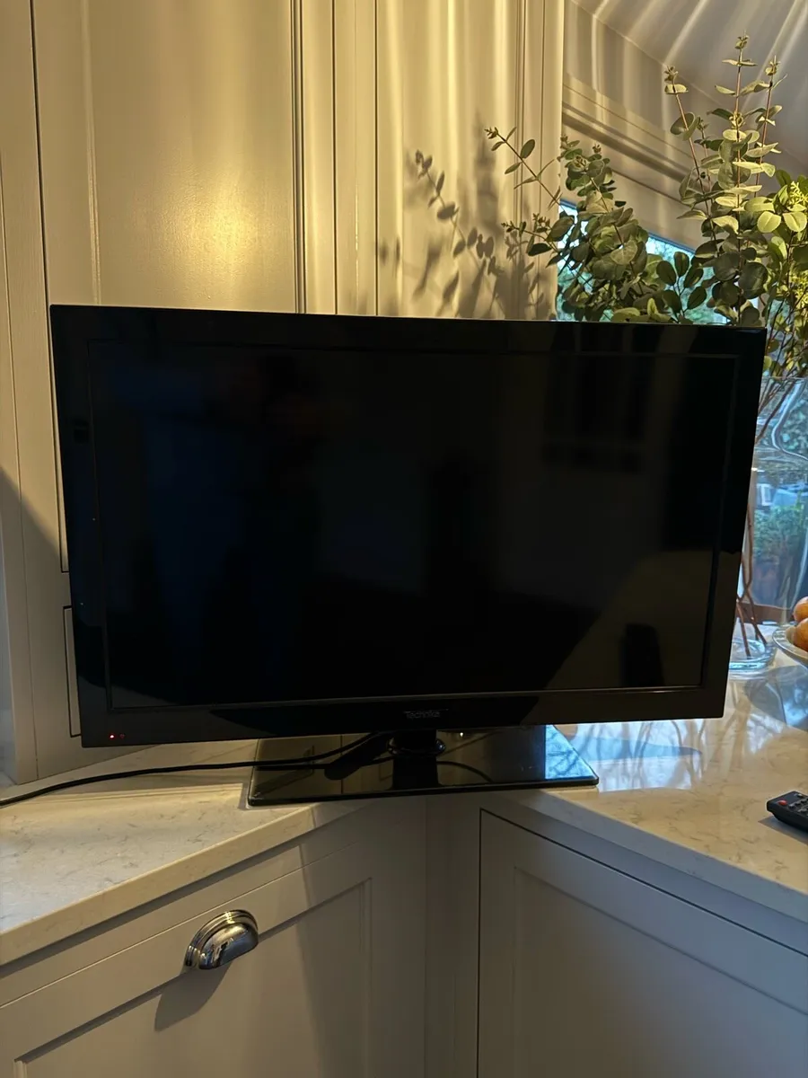 TV - Image 1
