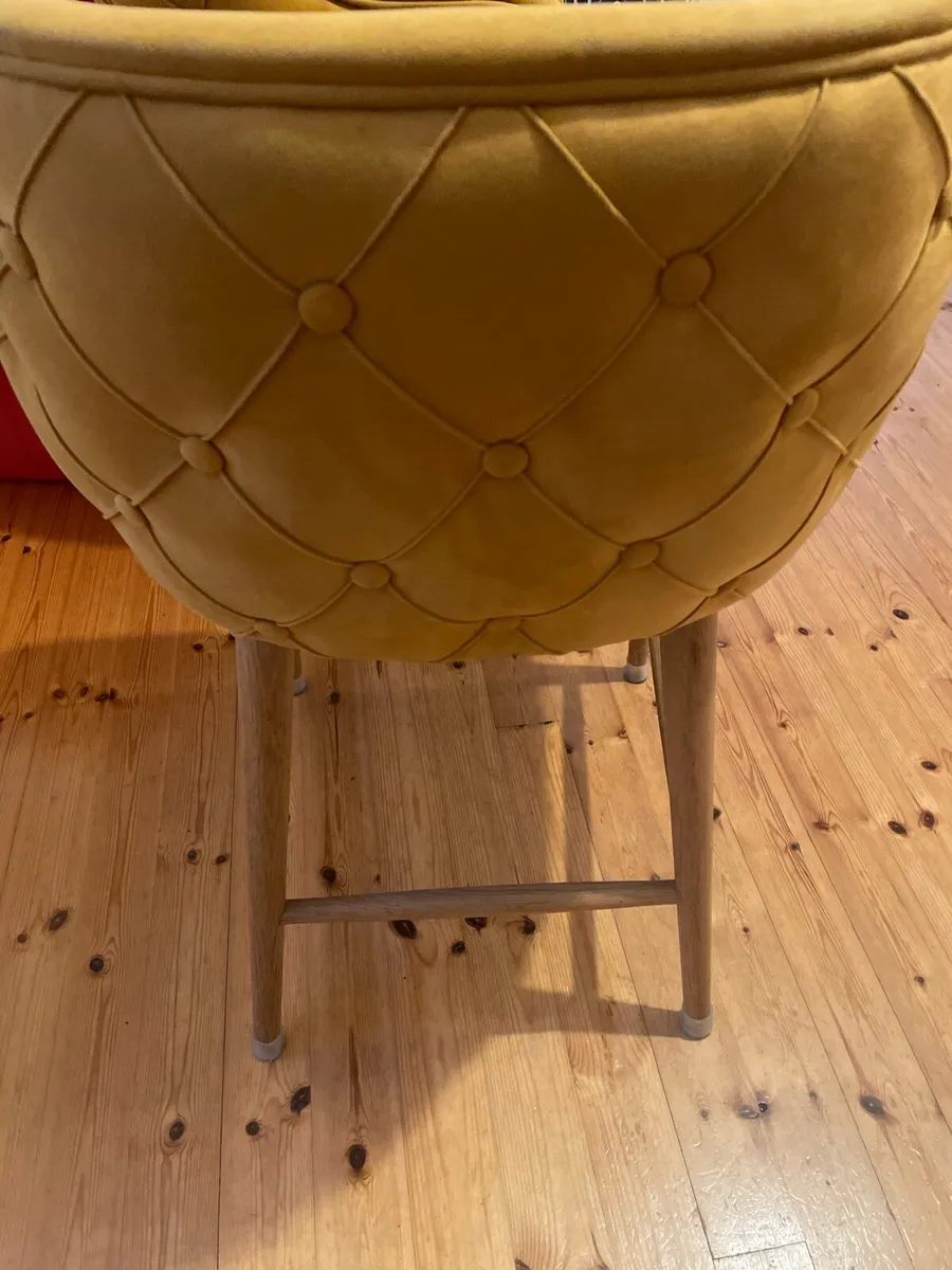 Kitchen stools - Image 1