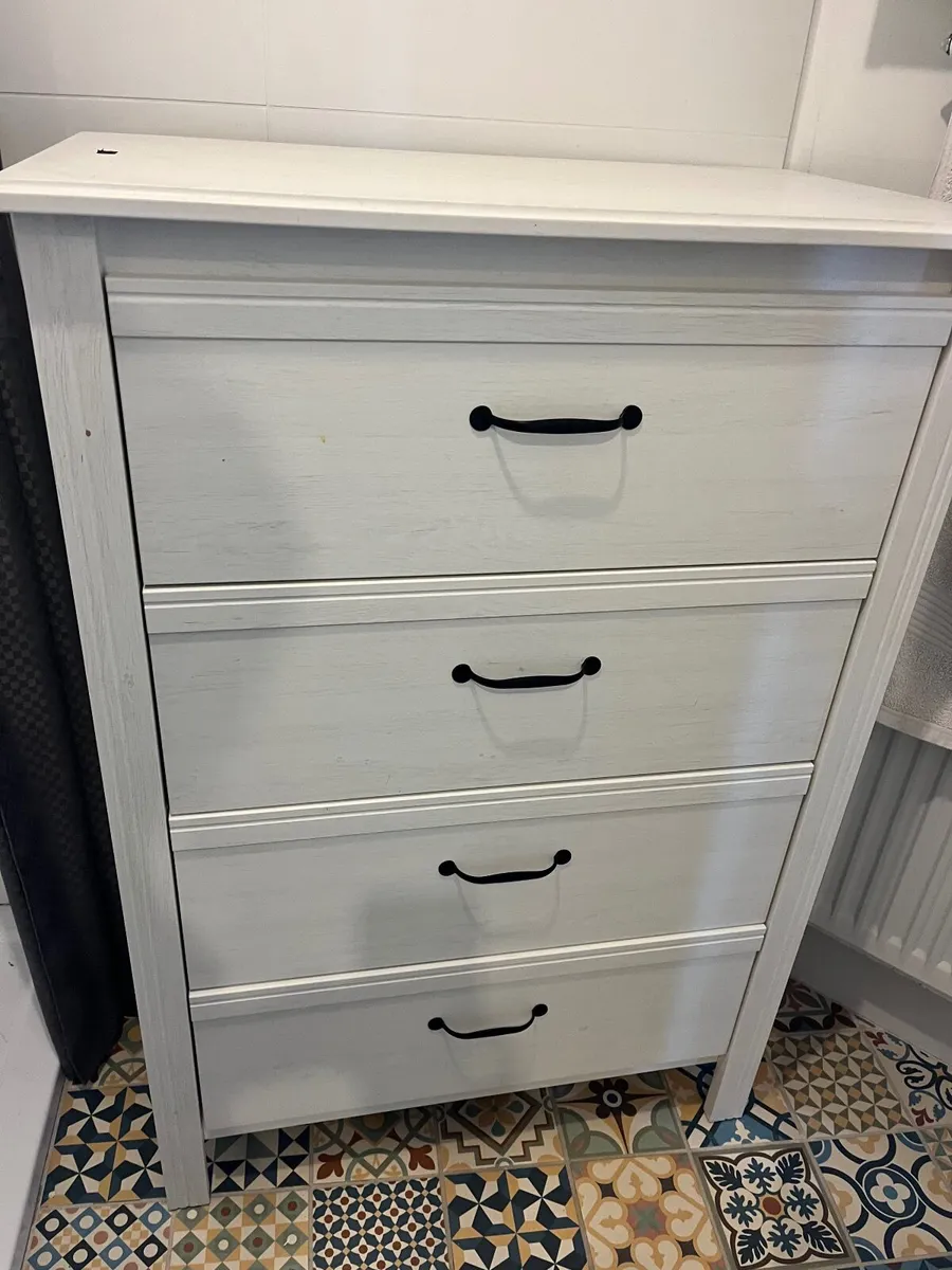 Dresser - Image 2