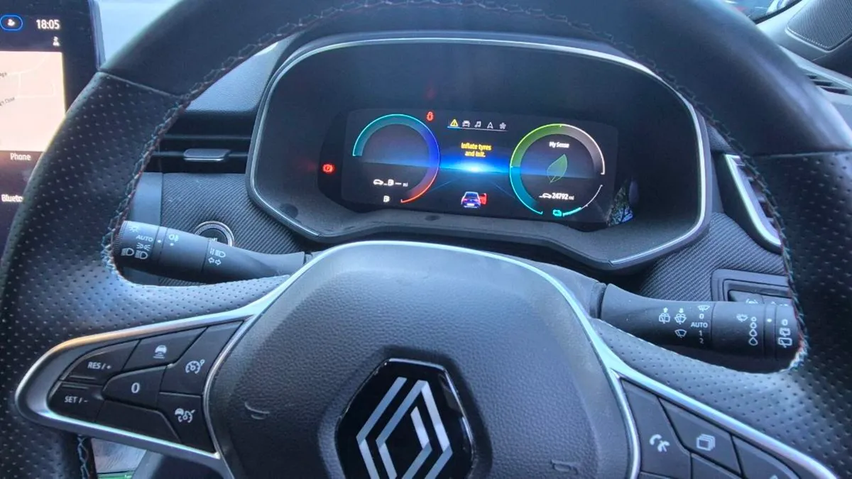 Renault Clio - Image 3