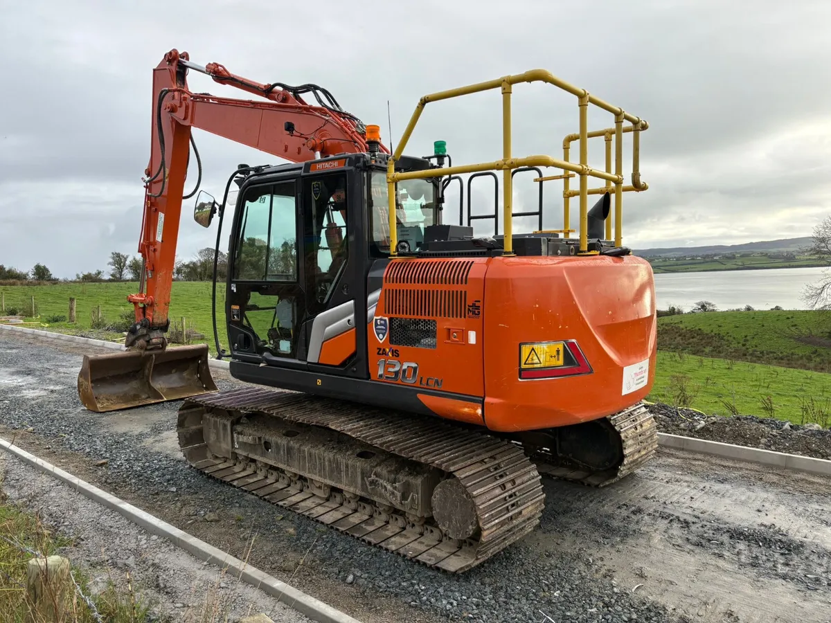 2023 Hitachi ZX 130-7 LCN Tracked Excavator - Image 4
