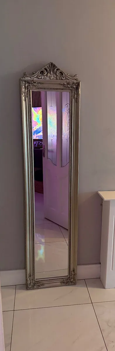 Mirror - Image 1