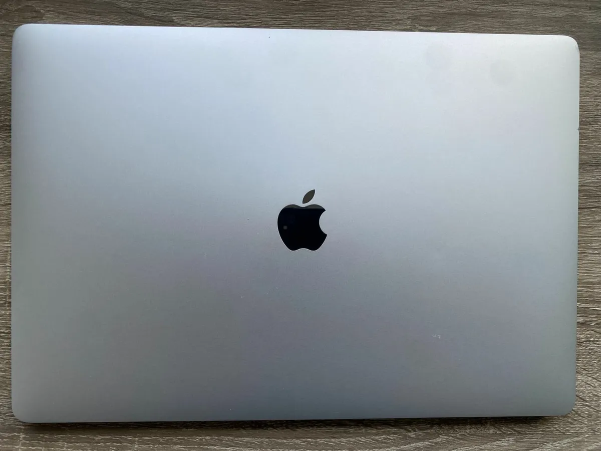 Apple MacBook Pro 16-inch (2019) i7 | 16GB | 512GB - Image 2