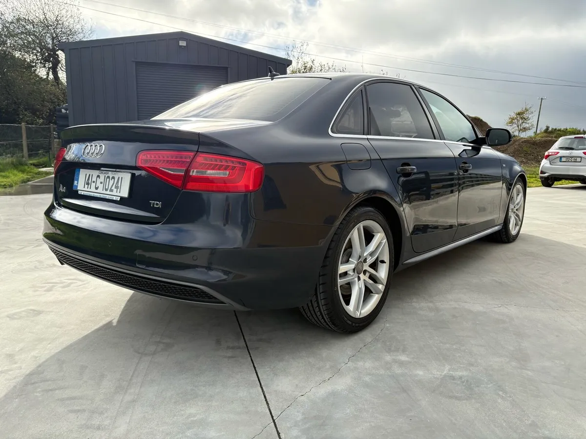 Audi A4 Genuine S line all extras SATNAV - Image 3