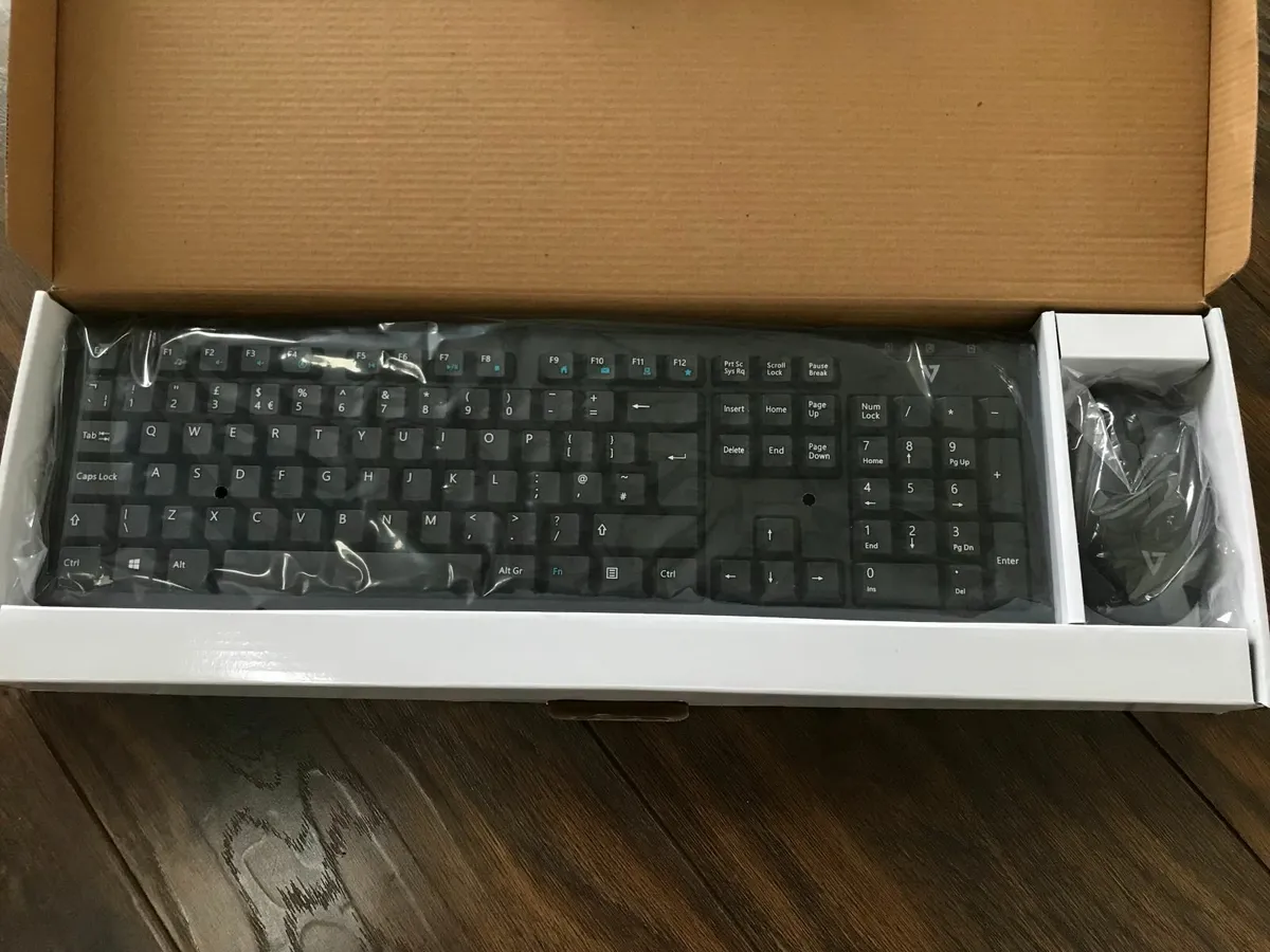 Wireless Keyboard - Image 1