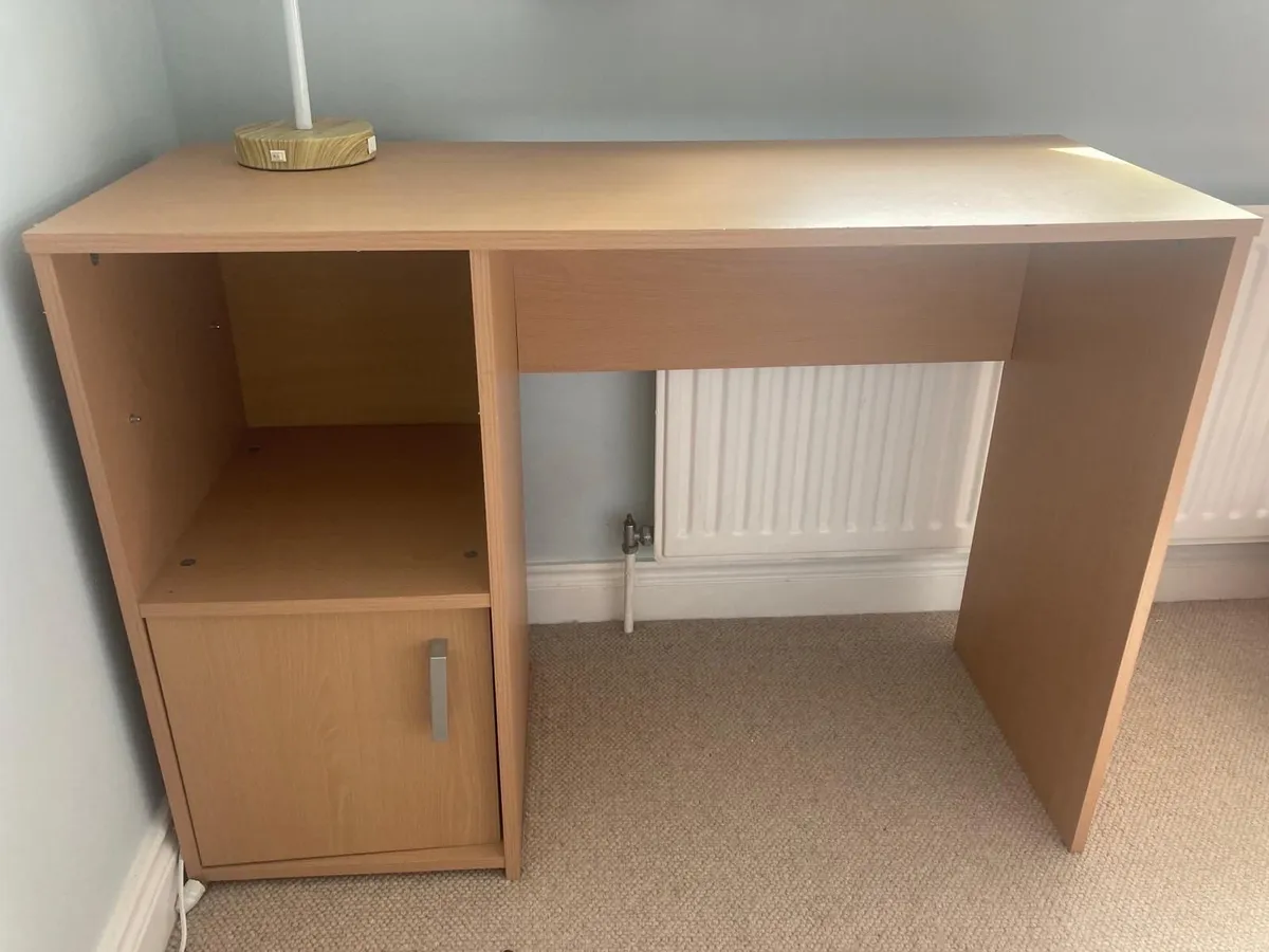 Student desk