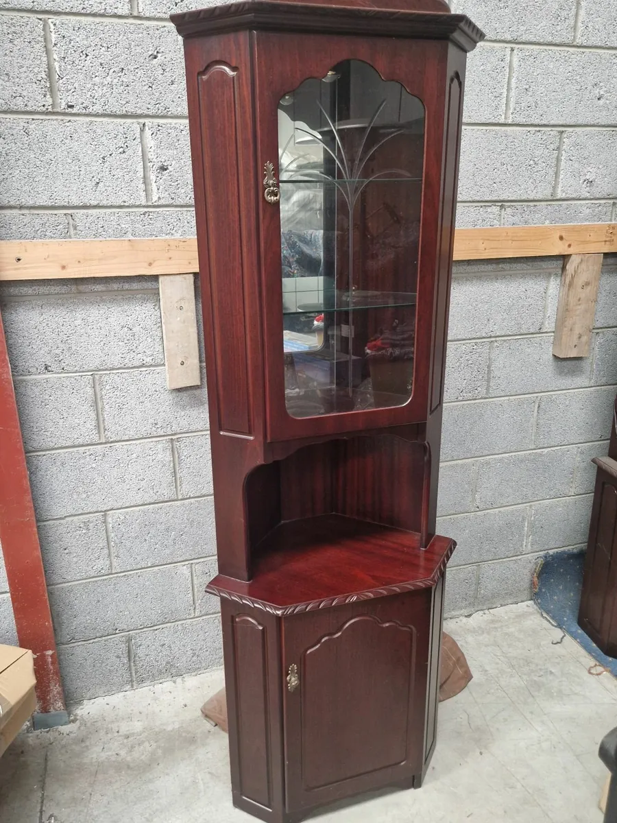 Cabinet - Image 2