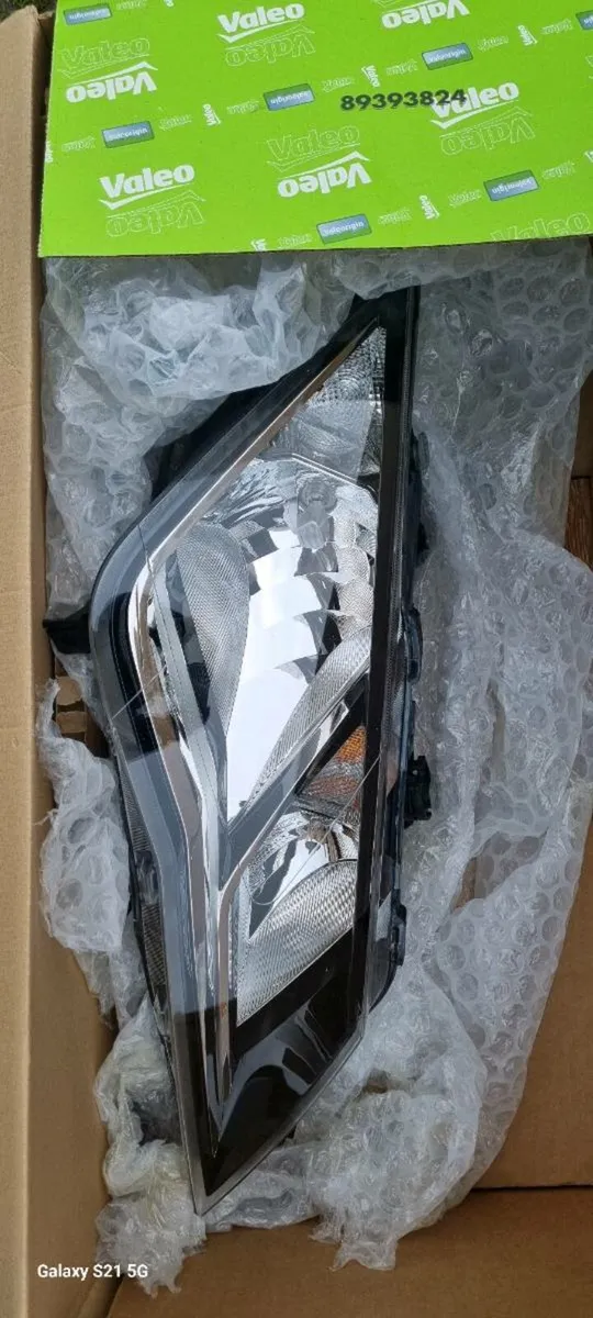 Headlights - Image 1
