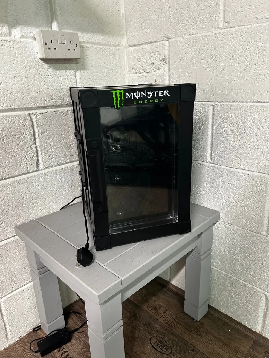 Mini fridge - Image 4