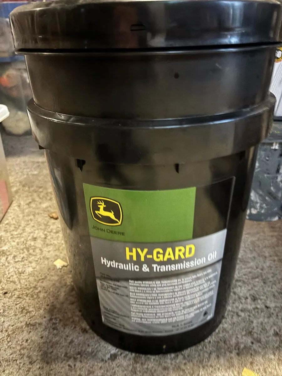 John Deere Consumables - as one job lot - Image 1