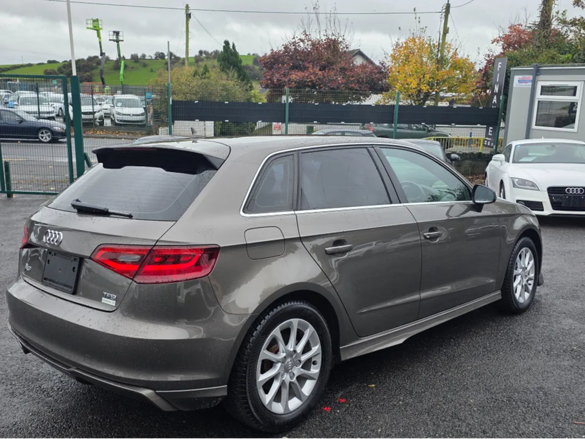 Audi A3 (162) 1.4 TFSI AUTOMATIC PRIVACY GLASS BLU - Image 4