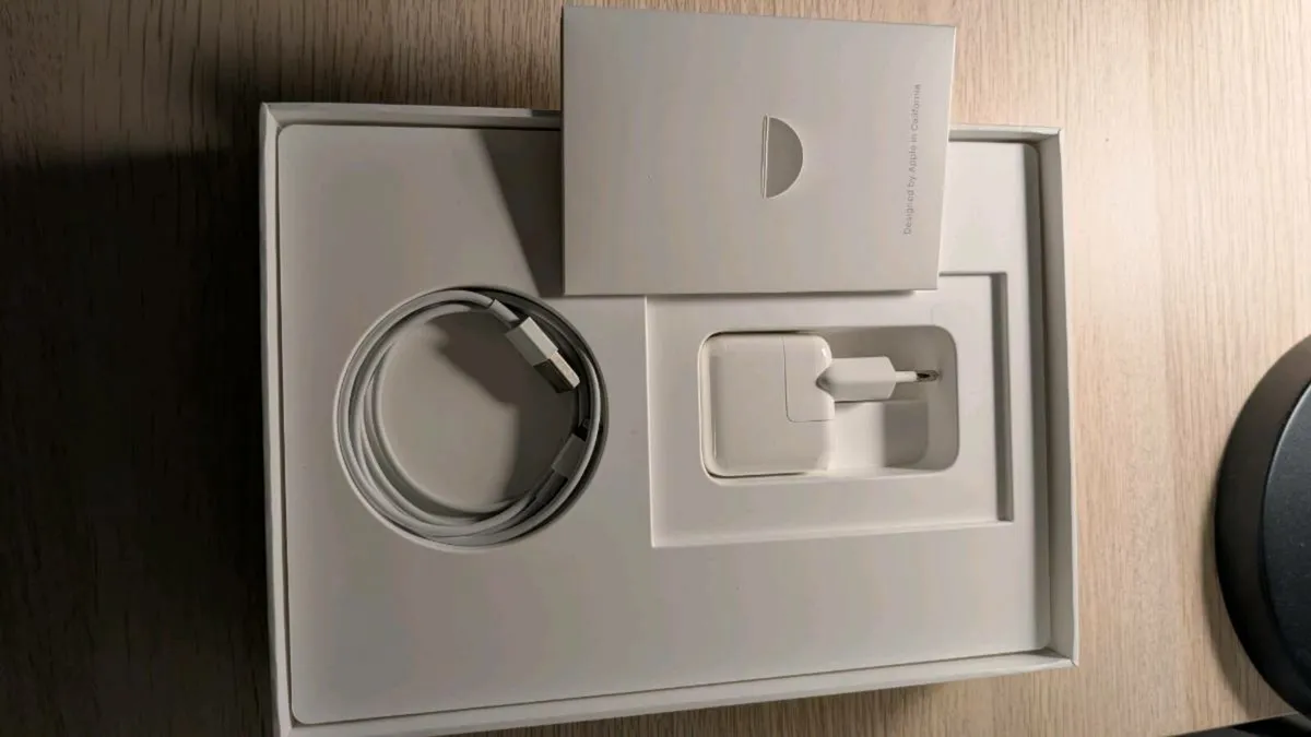 I pad 5th generation - Image 4